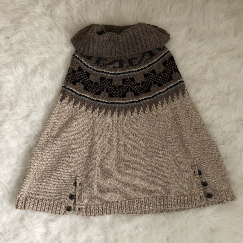 Soft and warm casual sweater poncho